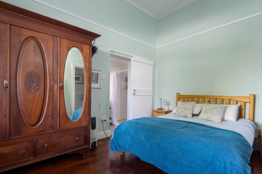 2 Bedroom Property for Sale in Claremont Western Cape